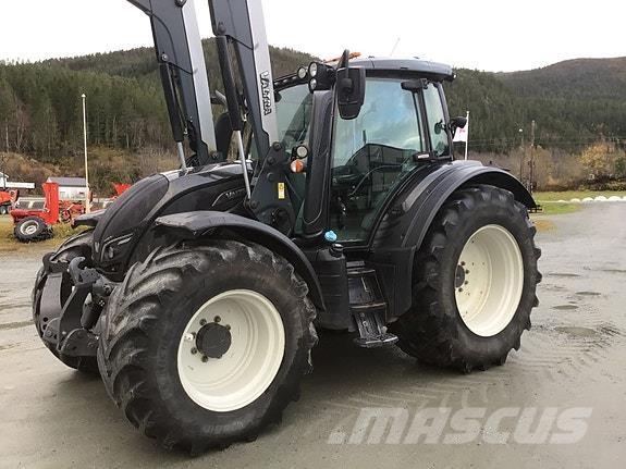 Valtra N174D Tractoren