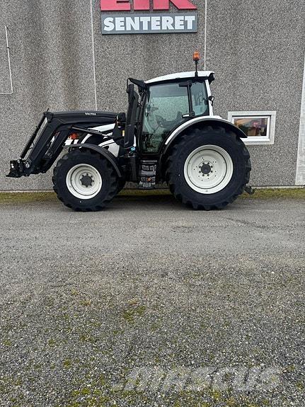 Valtra N174D Tractoren