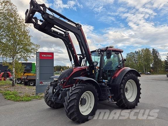 Valtra N174V Tractoren