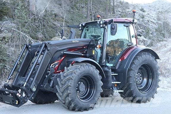 Valtra N175 Versu Tractoren