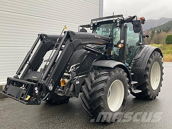 Valtra N175D Tractoren