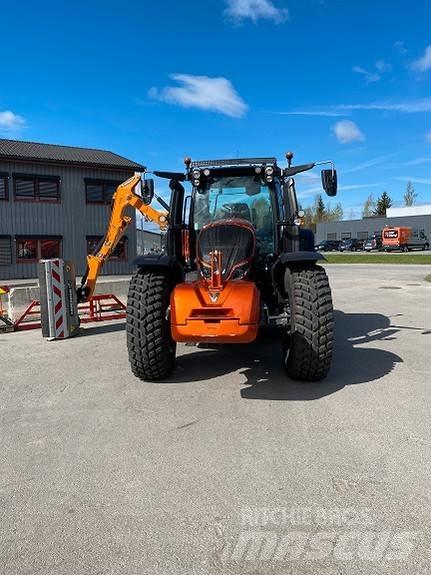Valtra N175D Tractoren