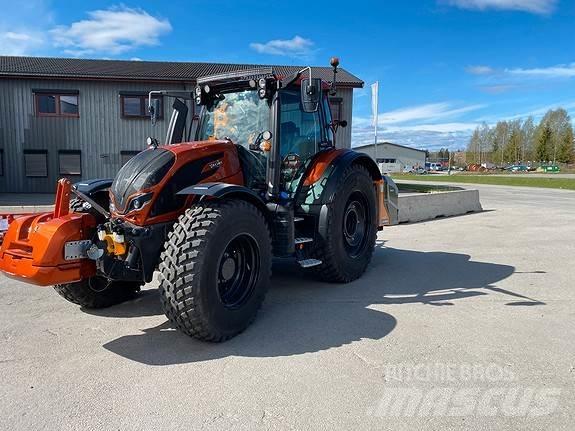 Valtra N175D Tractoren