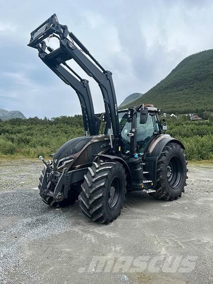 Valtra Q305 Tractoren