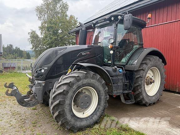 Valtra S394 Tractoren