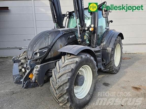 Valtra T234 Tractoren