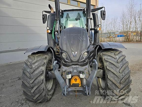 Valtra T234 Tractoren