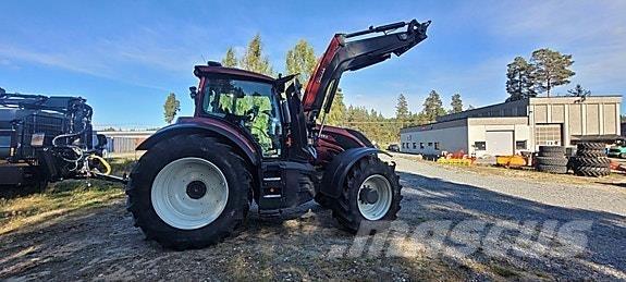 Valtra T234 Tractoren