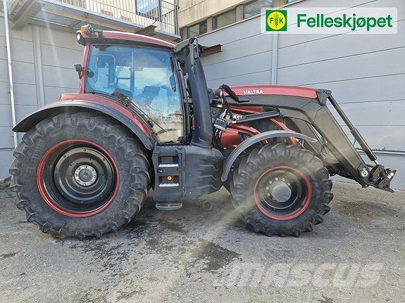Valtra T235 Tractoren