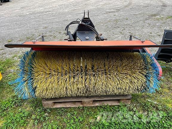   Overige wegenonderhoudsmachines