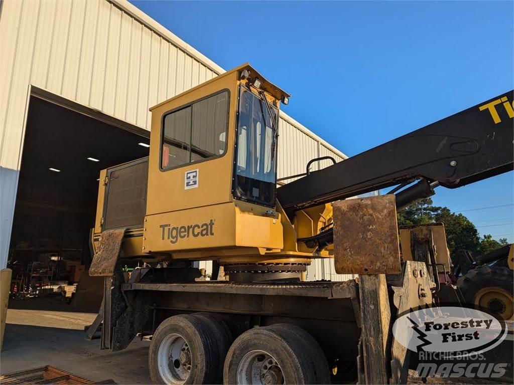 Tigercat 234B Boomstamladers