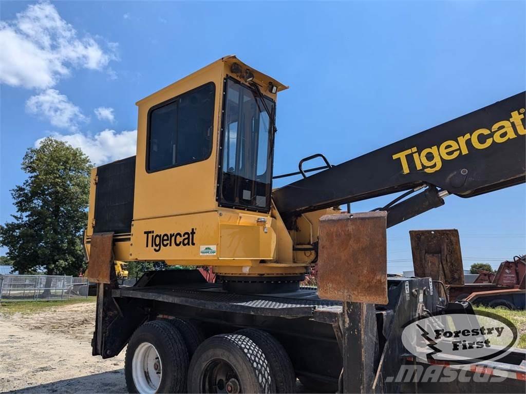 Tigercat 234B Boomstamladers