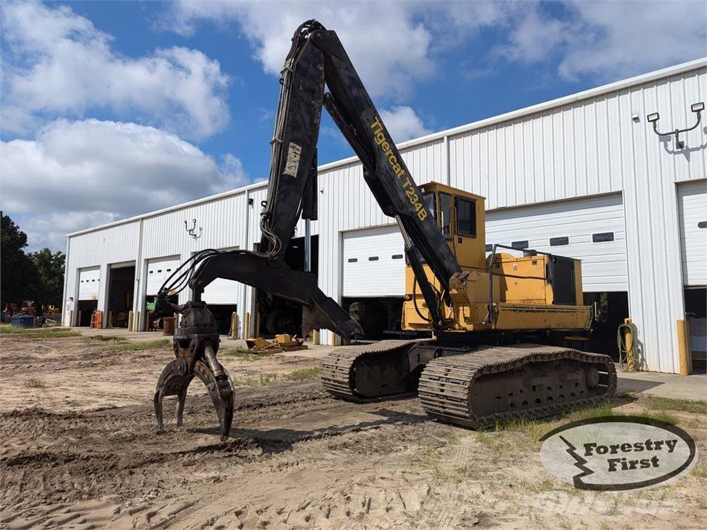Tigercat T234B Boomstamladers
