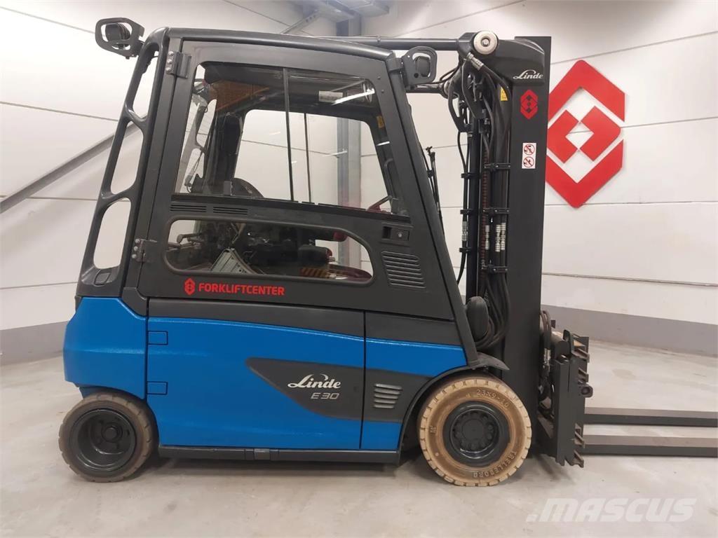 Linde E30L-01 Elektrische heftrucks