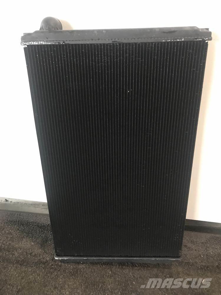 Ford L9000 Radiatoren
