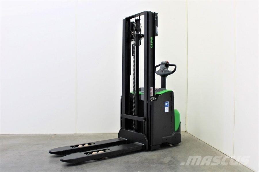 Cesab S 212/290 Meeloop stapelaar