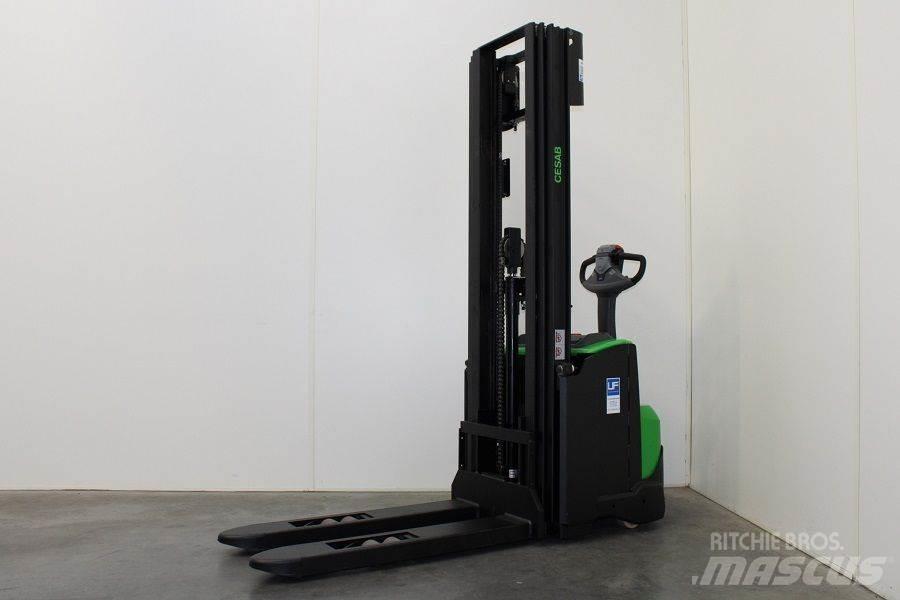 Cesab S 214 / 475 Meeloop stapelaar