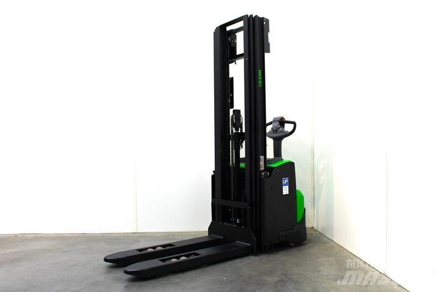 Cesab S 214 L / 475 Meeloop stapelaar