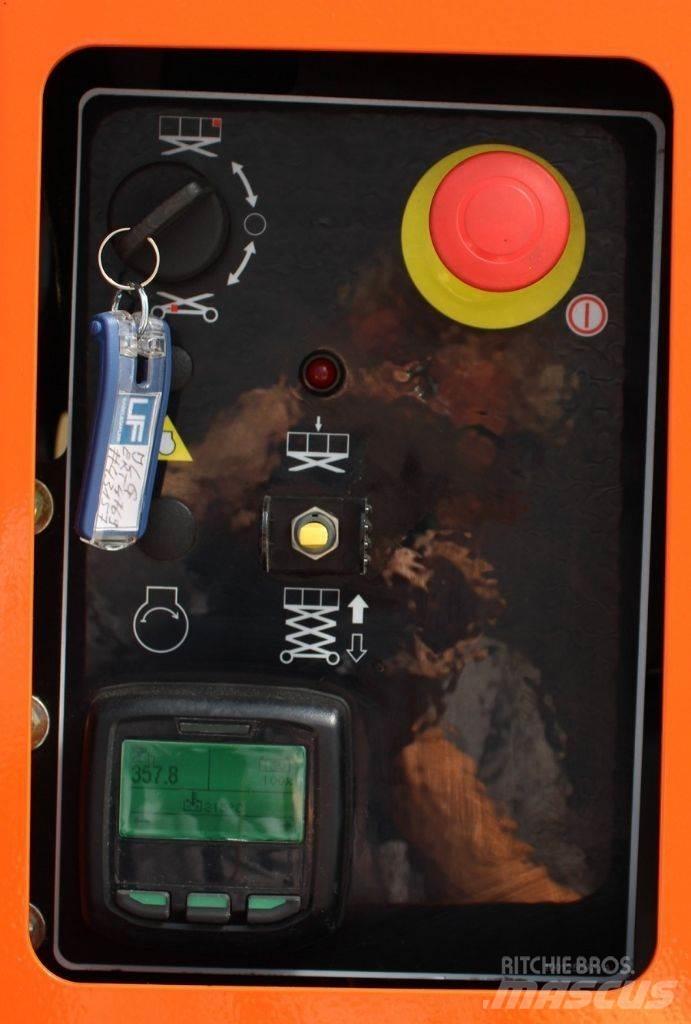 JLG ERT-4769 Schaarhoogwerkers