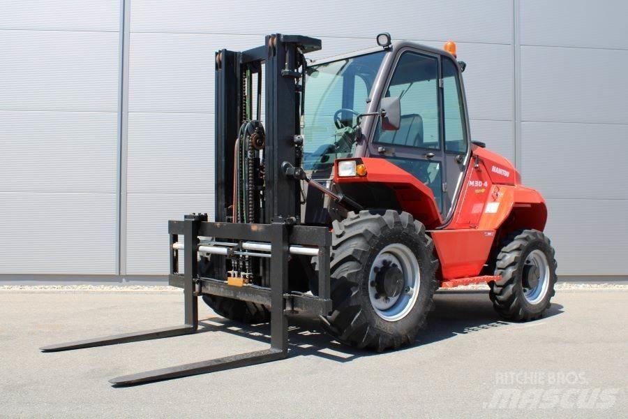 Manitou M 30-4 Vorkheftruck voor zwaar terrein