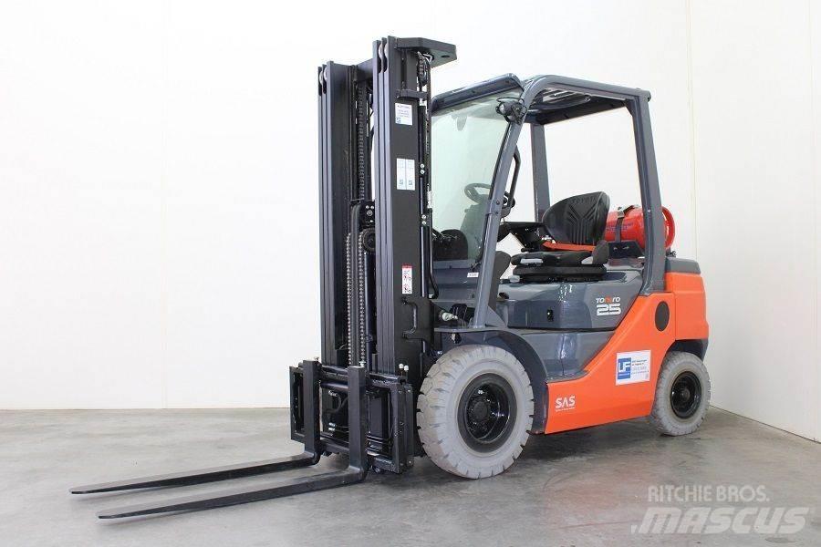 Toyota 02-8FGF25 LPG heftrucks