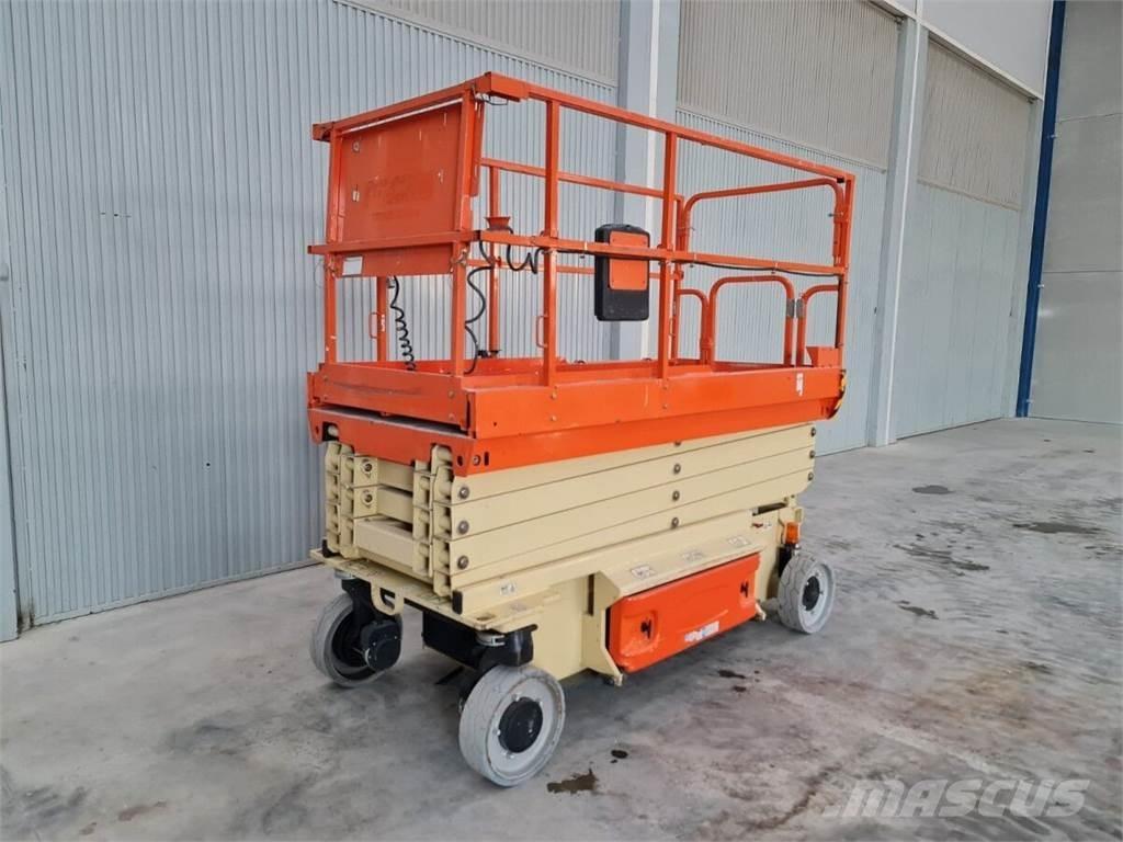 JLG 3246ES Schaarhoogwerkers