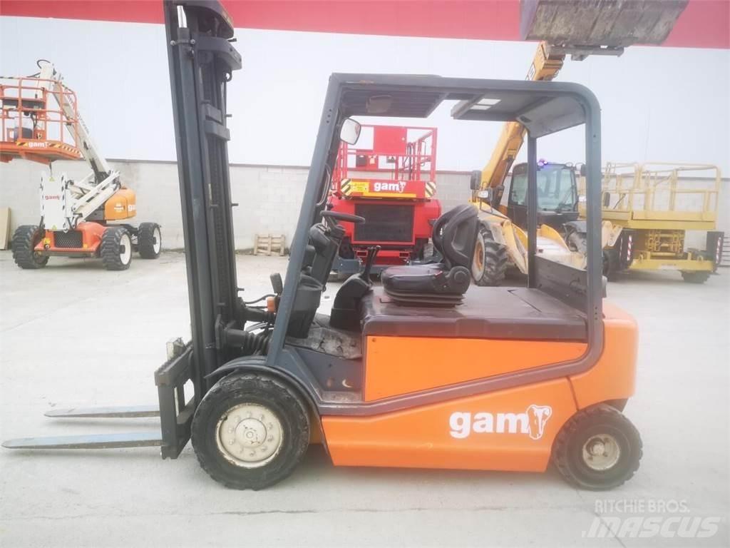 OM LO2.5 Elektrische heftrucks