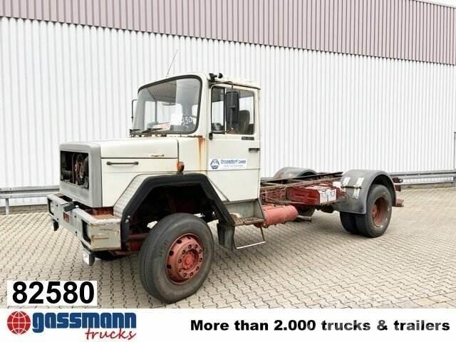 Iveco 150-16 4x2 Chassis met cabine