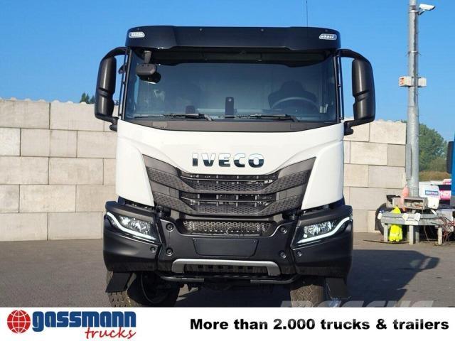 Iveco T-Way 360 6x6 Vrachtwagen met containersysteem