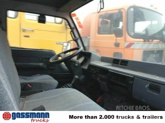 Mitsubishi Canter 4x2 Containertrucks met kabelsysteem