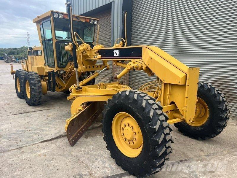 CAT 12H Graders