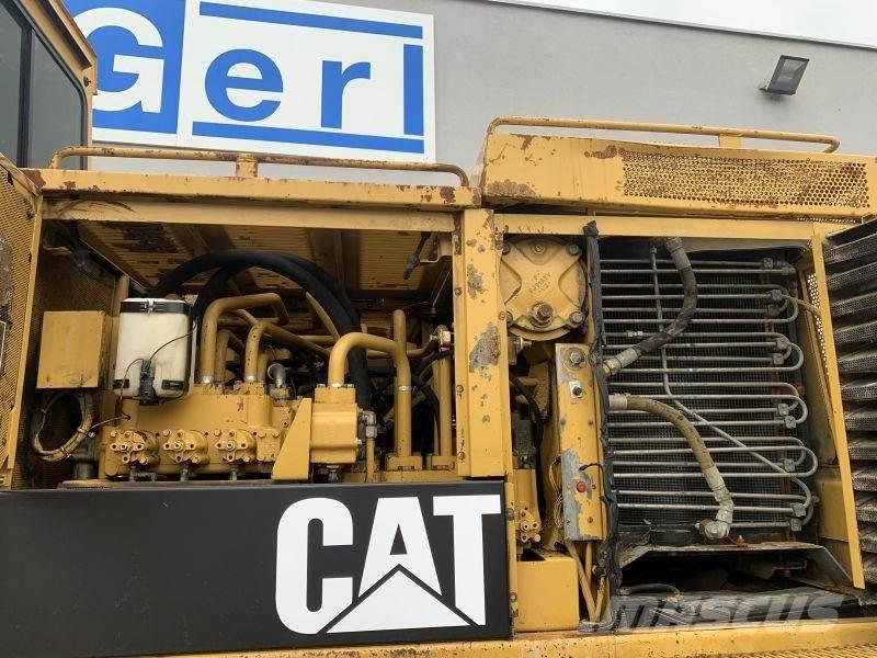 CAT 231 D Rupsgraafmachines