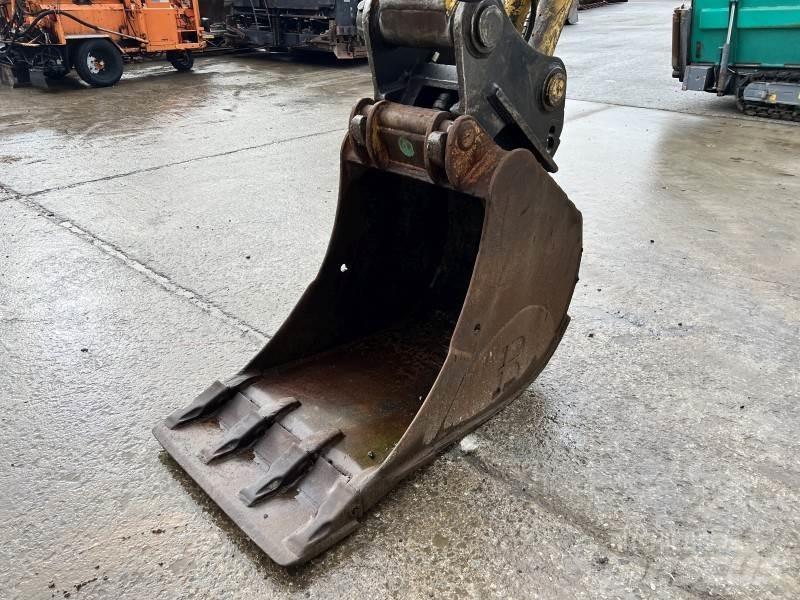 Komatsu PC 210-6K Rupsgraafmachines