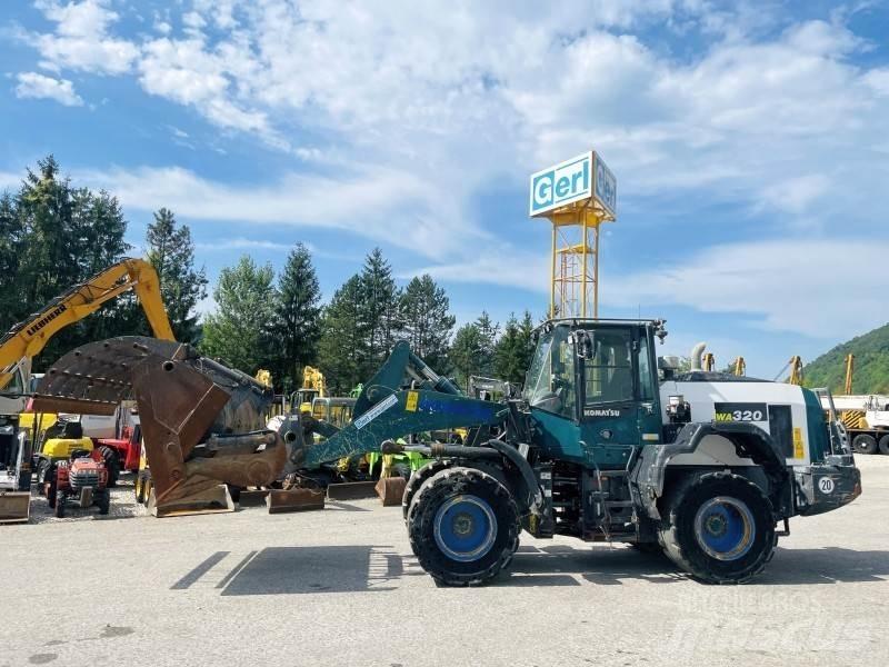 Komatsu WA320-8 Wielladers