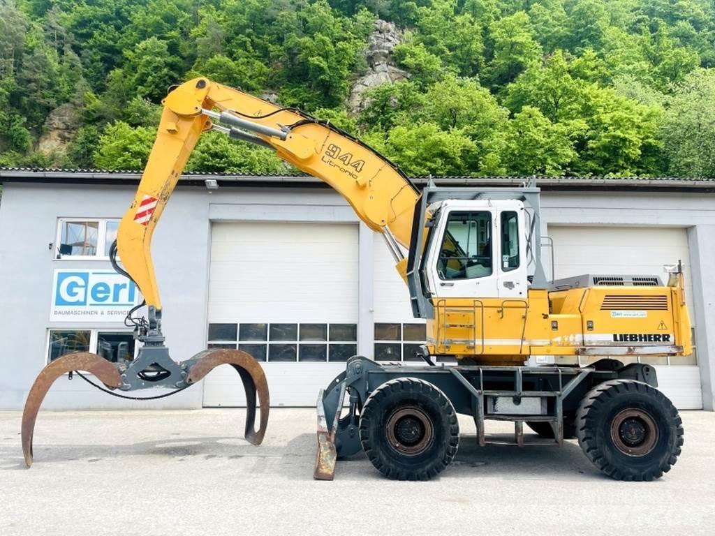 Liebherr A944B HD Waste / industry handlers