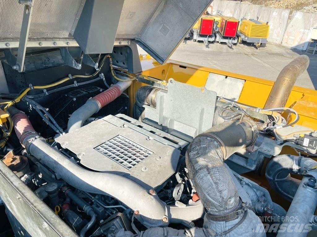 Liebherr R976 HD Rupsgraafmachines