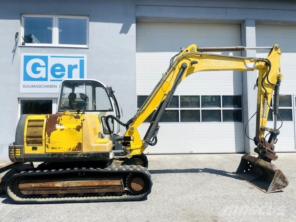 Neuson G8002 RDV Minigraafmachines < 7t