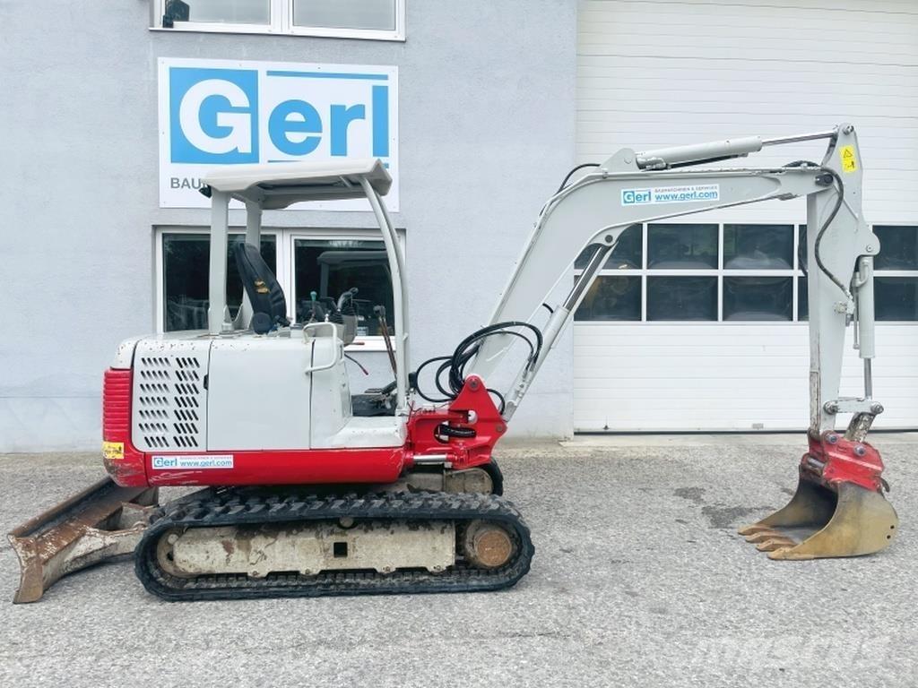 Takeuchi TB135 Minigraafmachines < 7t