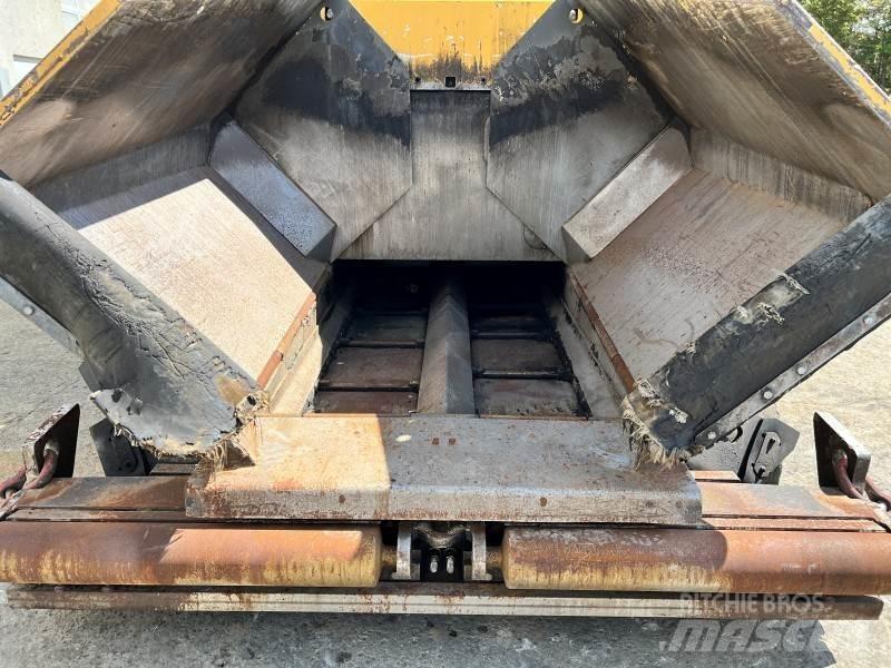  Volvo-ABG 6870 Asfaltafwerkmachines