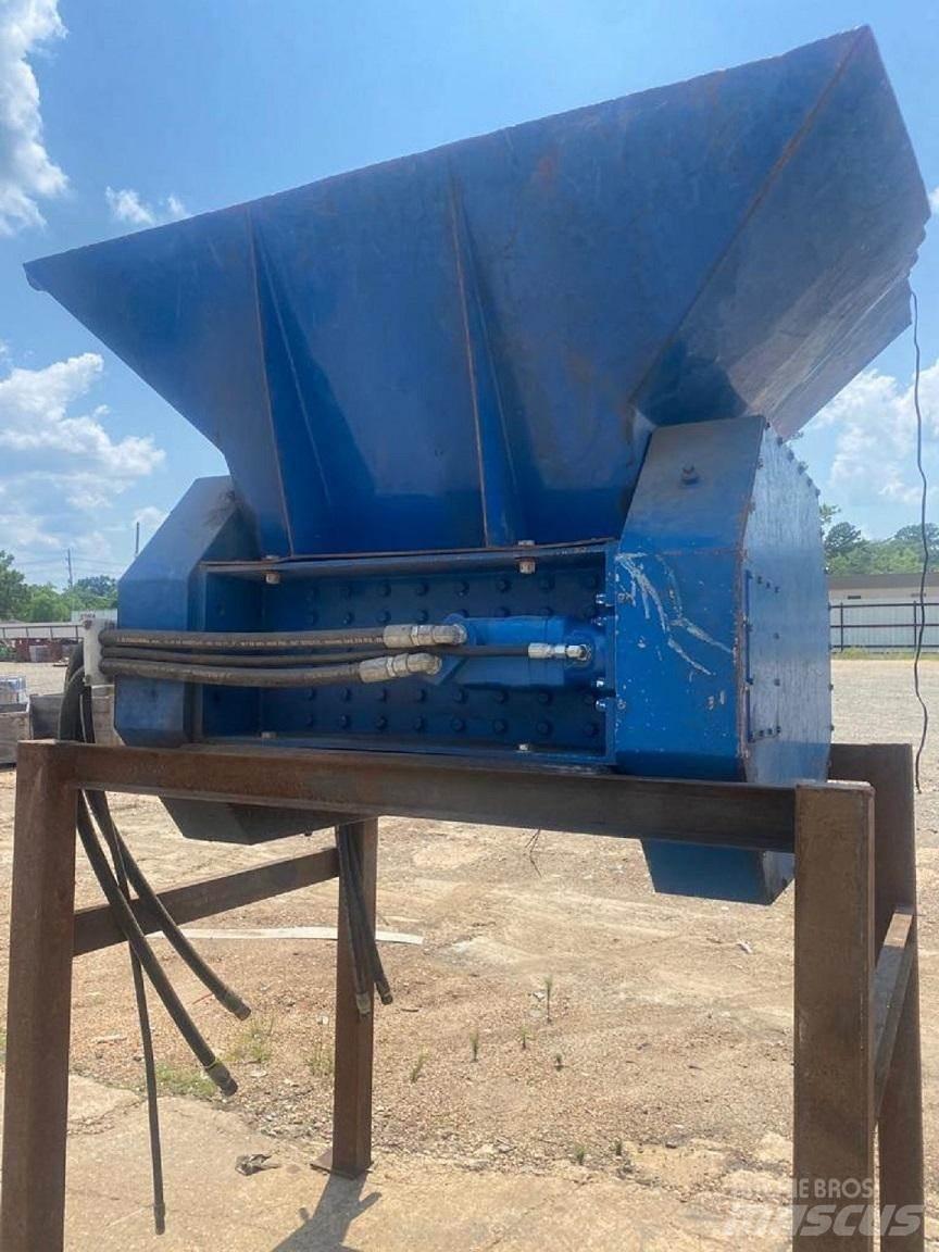 BCA ES1000 Shredders