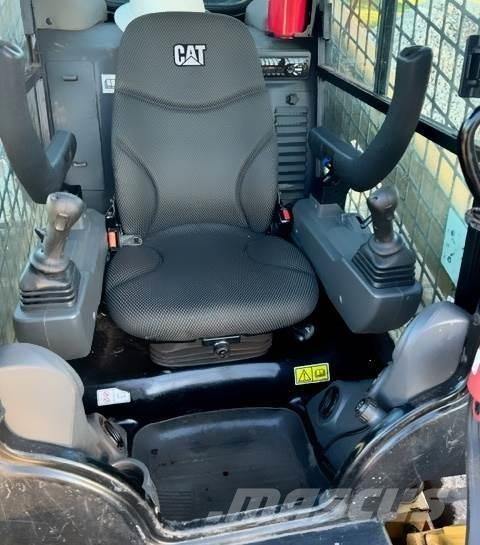 CAT 299D3-XE Schrankladers