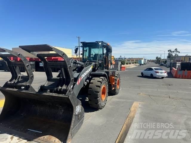Doosan DL250-7 Wielladers