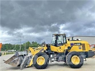 Komatsu WA320-8 Wielladers