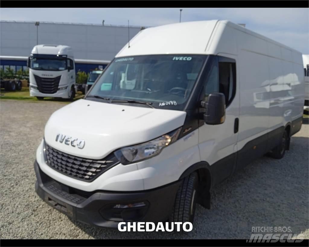 Iveco 35S16S V Gesloten opbouw