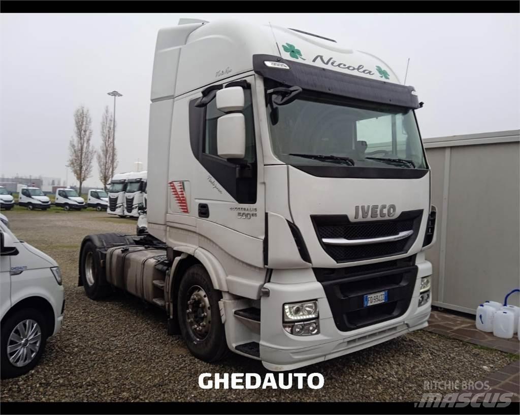 Iveco AS440ST/P Bakwagens met gesloten opbouw
