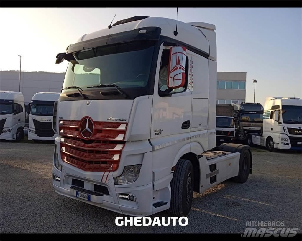 Mercedes-Benz ACTROS Bakwagens met gesloten opbouw