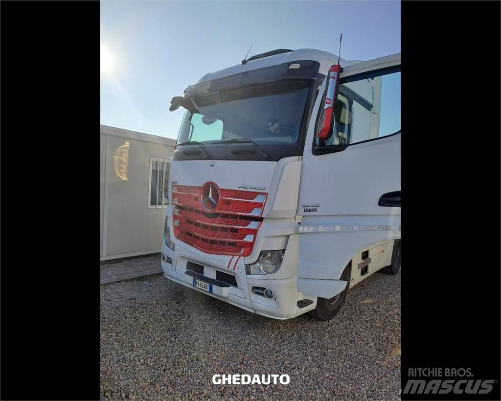 Mercedes-Benz ACTROS Bakwagens met gesloten opbouw