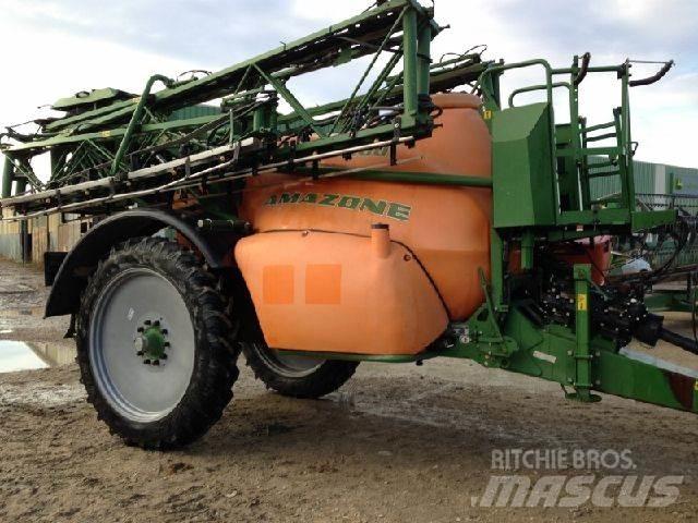 Amazone UX 4200 Getrokken spuitmachines