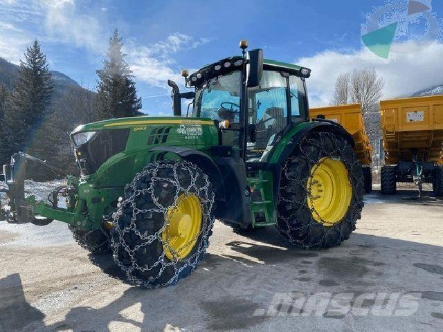 John Deere 6155R Tractoren