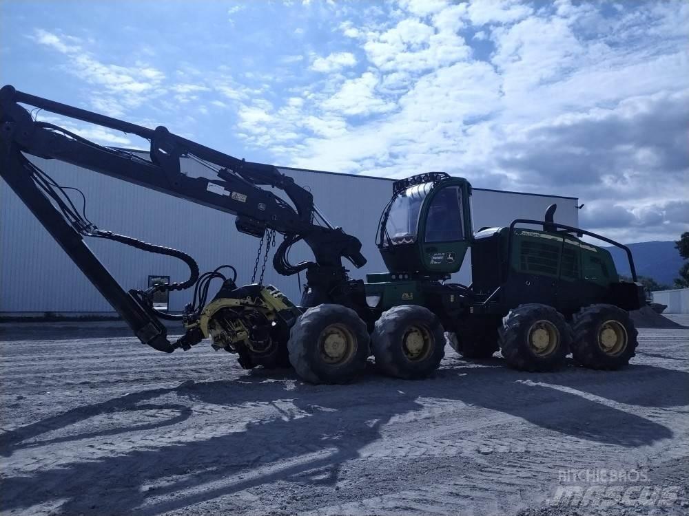 John Deere 1270G Feller bunchers